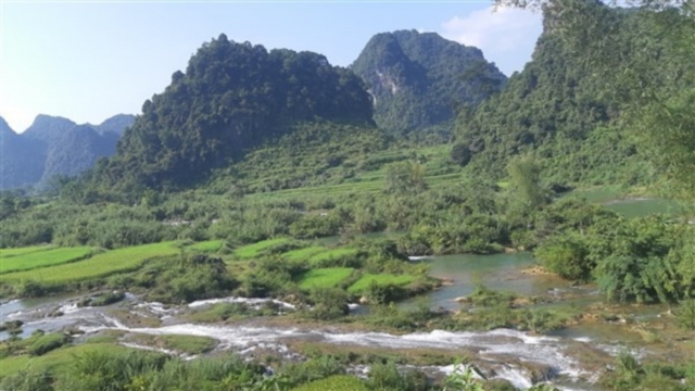Thoong Tac – a stunning pristine waterfall