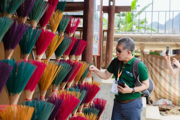 Đối tác Công viên địa chất Non nước Cao Bằng phát triển nghề thủ công truyền thống gắn với du lịch bền vững