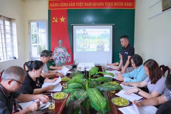 Họp Ban Giám khảo, Tổ Nội dung – Thư ký, Tổ giúp việc Cuộc thi “Bảo tồn tiếng dân tộc Tày, Nùng cho học sinh Trung học Cơ sở và Trung học Phổ thông trong vùng Công viên địa chất Non nước Cao Bằng"
