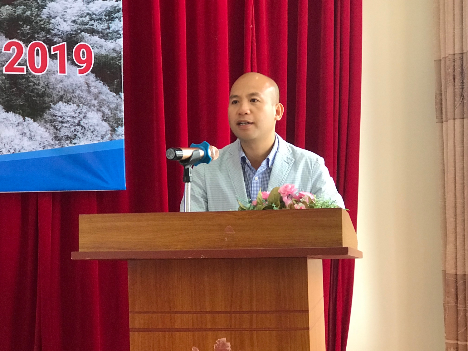 Training on Unesco Global Geopark for tour guides in Cao Bang province