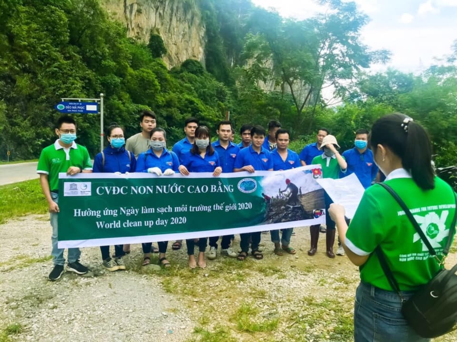 Non nuoc Cao Bang UGGp celebrate the world clean-up day 19/9