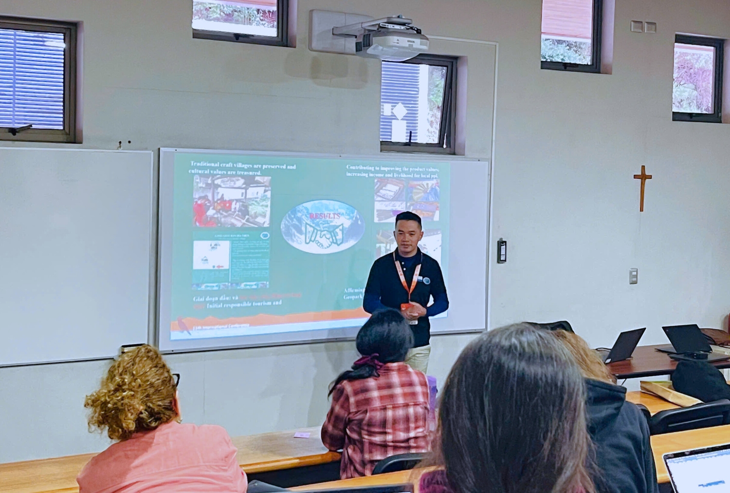 z6996666105102 10b0deca28c66b9baac73f2e82ba705b – Đã sửa